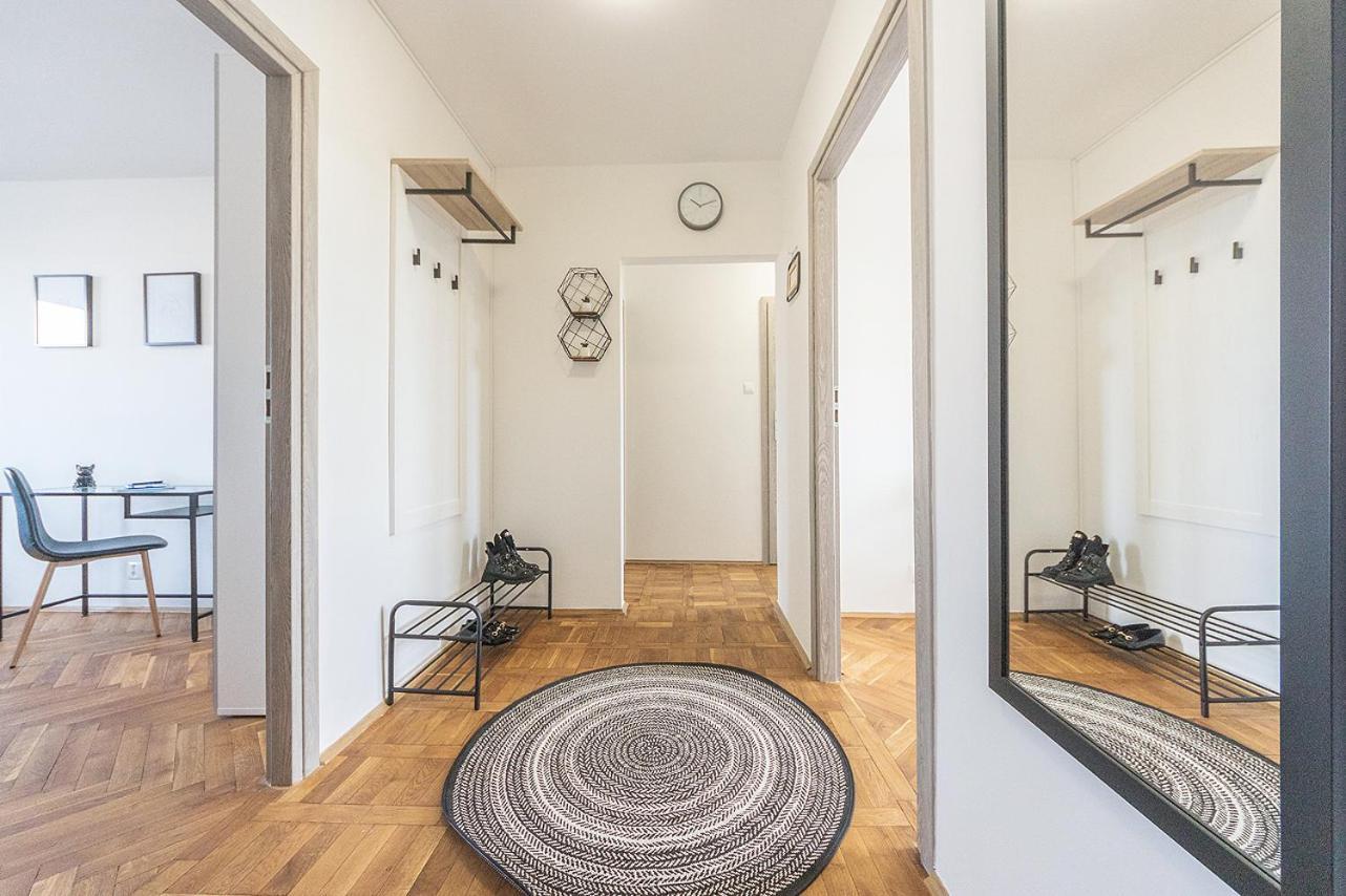 Glow Apartments, Apartament Kolobrzeska Gdansk Luaran gambar