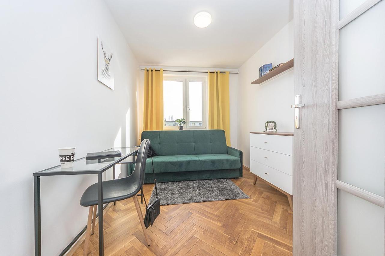 Glow Apartments, Apartament Kolobrzeska Gdansk Luaran gambar