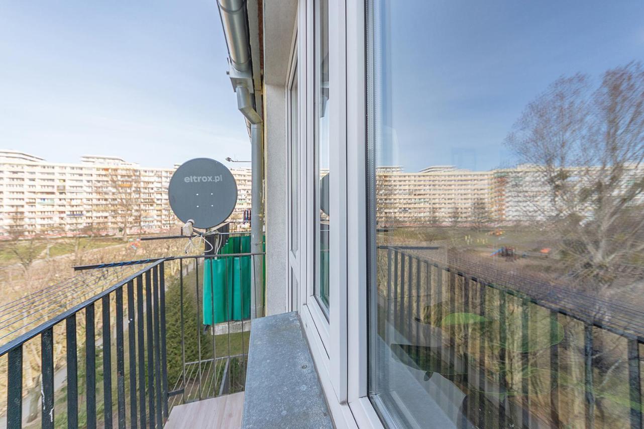 Glow Apartments, Apartament Kolobrzeska Gdansk Luaran gambar